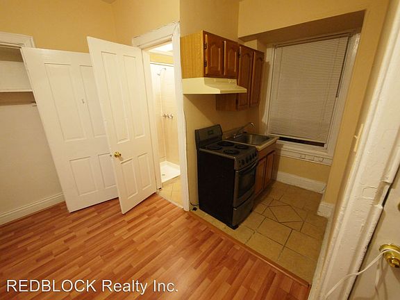 3rd image of 4423 Sansom St D Eff #5375597