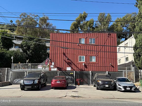 3rd image of 2745 S Fremont Ave