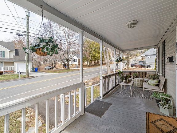 2nd image of 377 Smyth Road