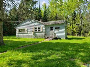 5174 Upper Peterson Rd, Duluth, MN 55804