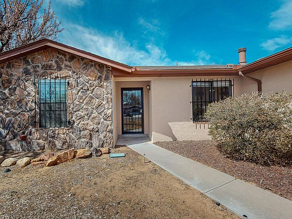 4th image of 4309 Nandina Ct NW