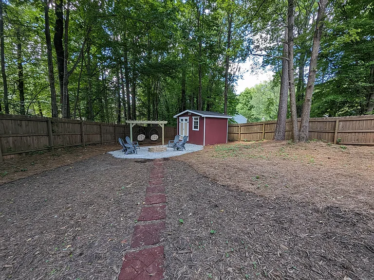 116 Abbott Ln — Photo 40