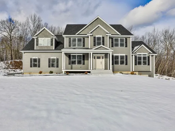 42 Ridgeview Lane, New Boston, NH 03070