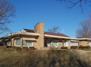 7230 W Wells St, Wauwatosa, WI 53213