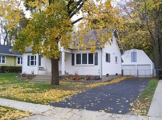 1043 Spafford St, Antioch, IL