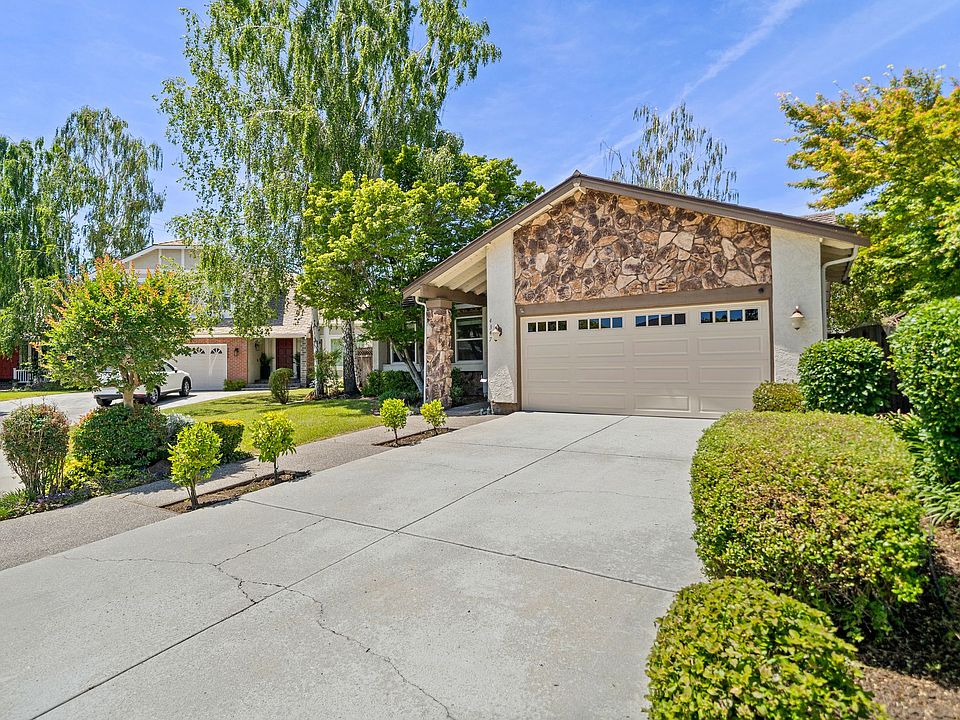 1st image of 4347 Montmorency Ct
