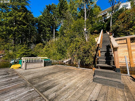2nd image of 88378 Collard Lake Rd