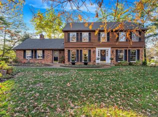 550 Webster Forest Dr, Saint Louis, MO 63119