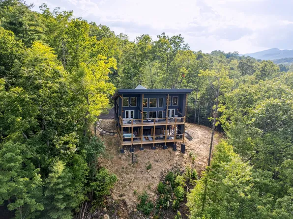 (undisclosed Address), Walland, TN 37886