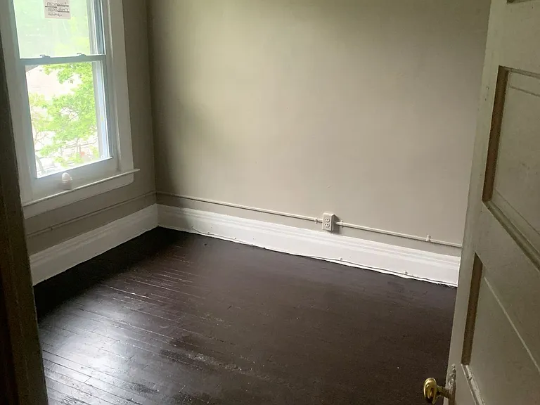 80 Elmhurst St — Photo 25