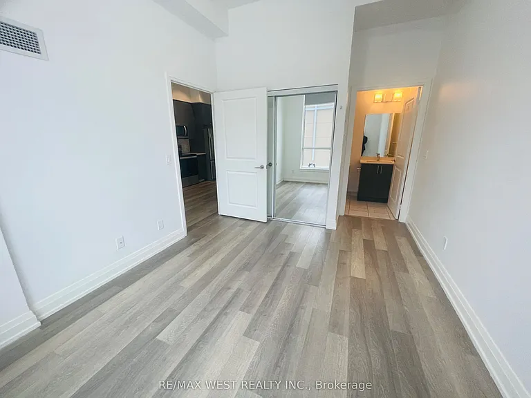 3121 Sheppard Ave E #222 — Photo 4
