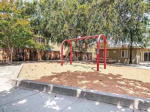 3rd image of 830 Quince Ave APT 43