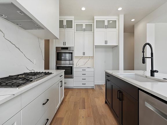 Oakmont Custom Homes - Previous Build