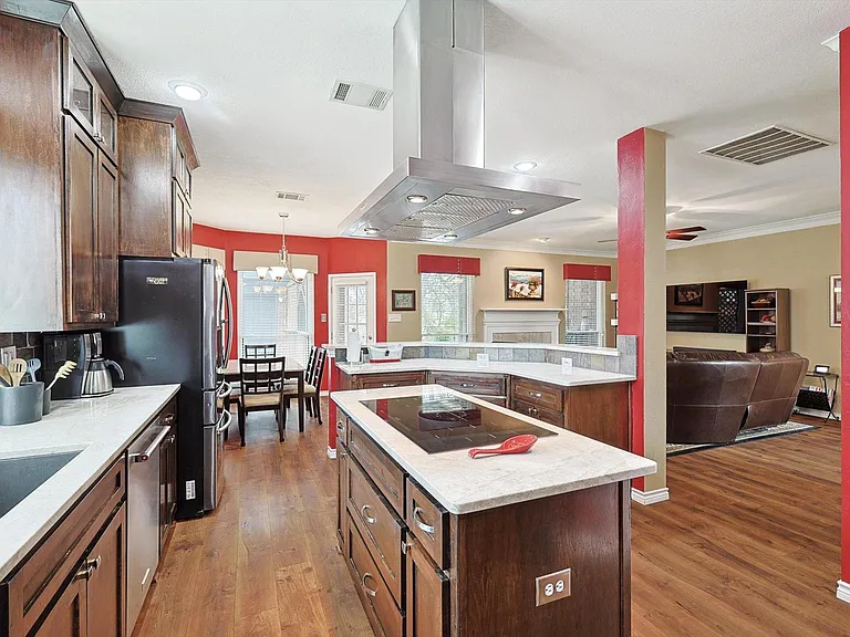 2005 Glory Creek Cir — Photo 17