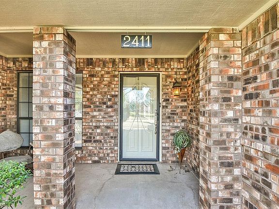 2nd image of 2411 Pebble Dr