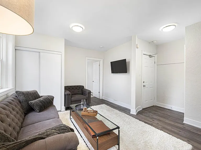 86 Tisdale St S #3 — Photo 10