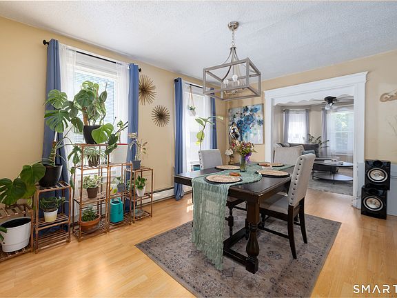 3rd image of 33 Maplewood Street