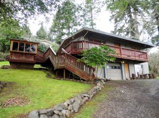93521 Sunnyvale Ln, Coos Bay, OR 97420