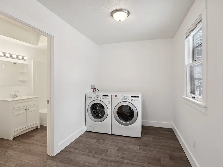 2755 Pierce St NE — Photo 13