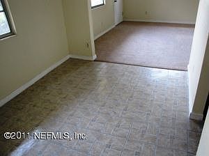 3rd image of 837 W 31st St