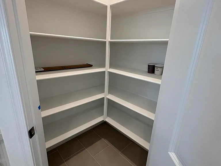 17613 W Georgia Ave — Photo 14