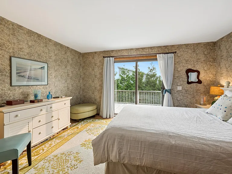 623 Old Montauk Hwy — Photo 14
