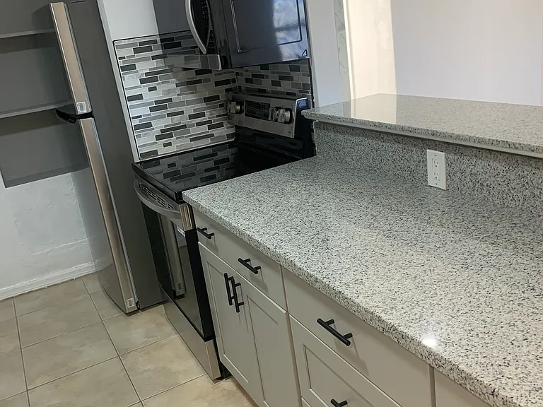 22211 Hernando Ave — Photo 3
