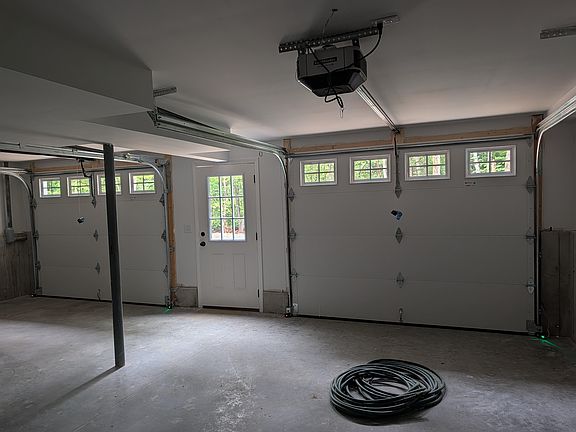 4th image of 145 Holmes Road