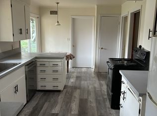 8827 N Walnut Acres Rd, Stockton, CA 95212