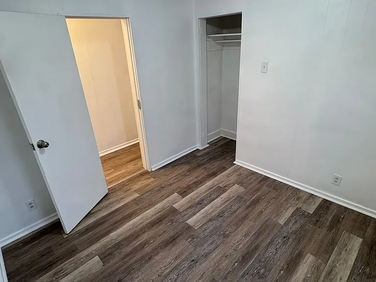 2918 Walnut St — Photo 23