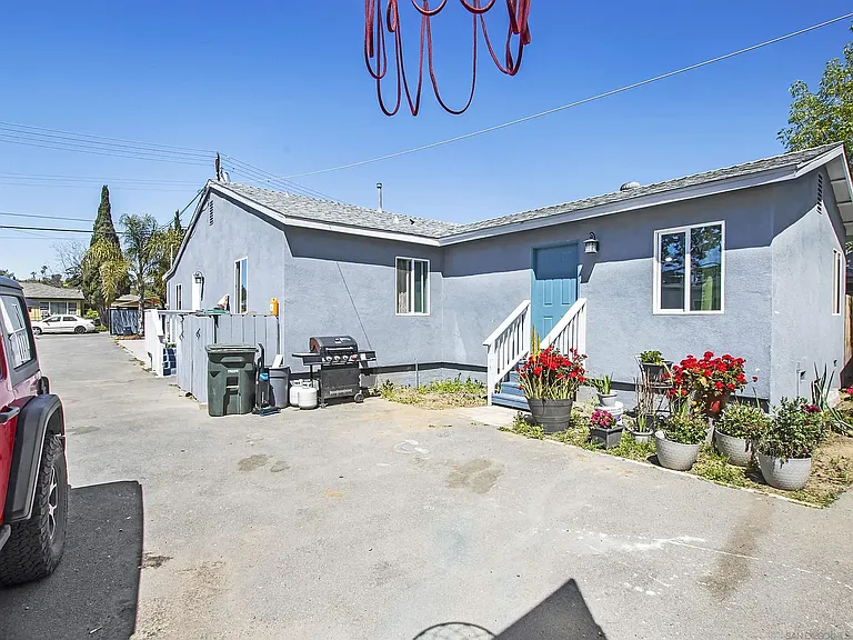 2609 Central Ave — Photo 3