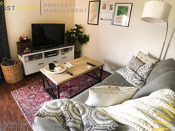 5th image of 1440 Lincoln Ave APT 11