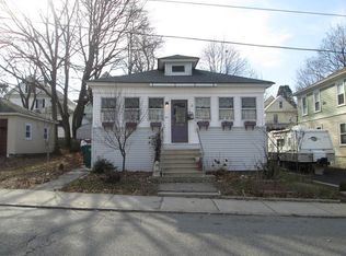 45 Putnam Ave, Lowell, MA 01851