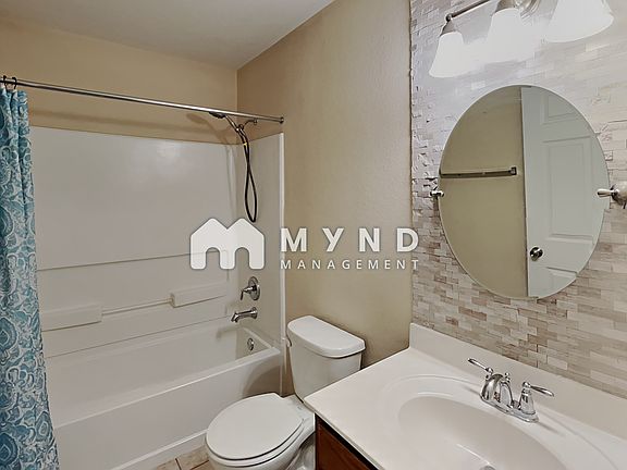 3rd image of 5521 Adair Dr