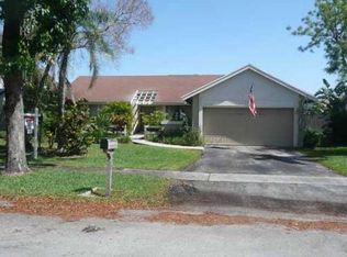 8531 NW 51st Ct, Lauderhill, FL 33351