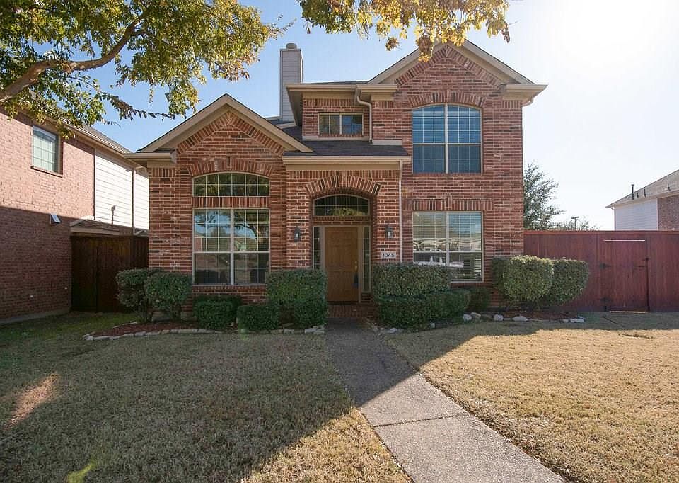 1st image of 1045 Delaware Dr