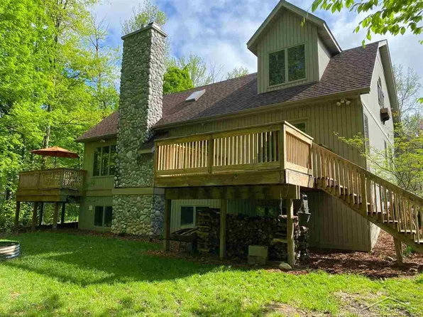 2220 S Dehmel Rd, Frankenmuth, MI 48734