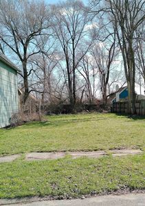 2212 S Lafayette Blvd, South Bend, IN, 46613