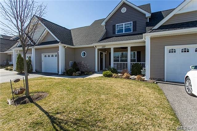 1st image of 127 Stoneleigh Dr