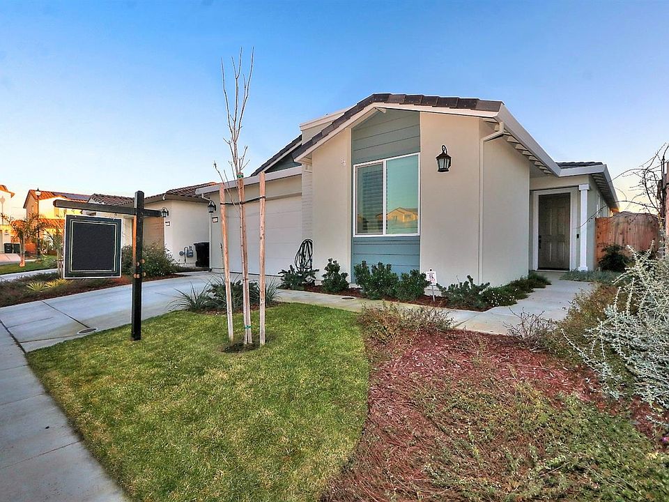 1st image of 5233 Moonraker Ln