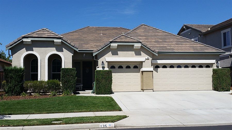 1st image of 135 Pescara Blvd