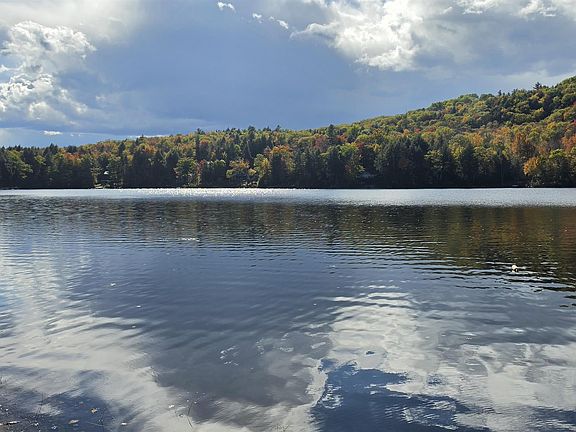3rd image of 1155 Goose Pond Road