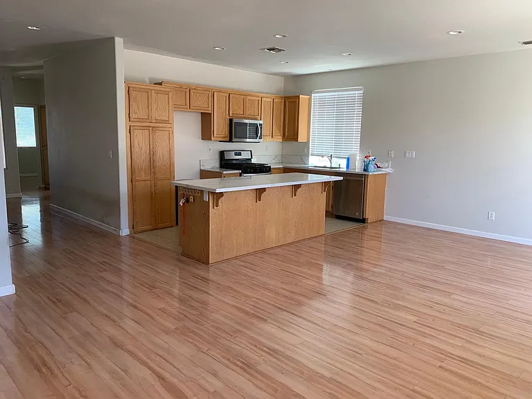 9017 Luken Ct — Photo 5