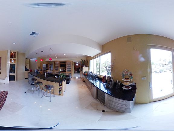 3rd image of 6052 E Ludlow Dr