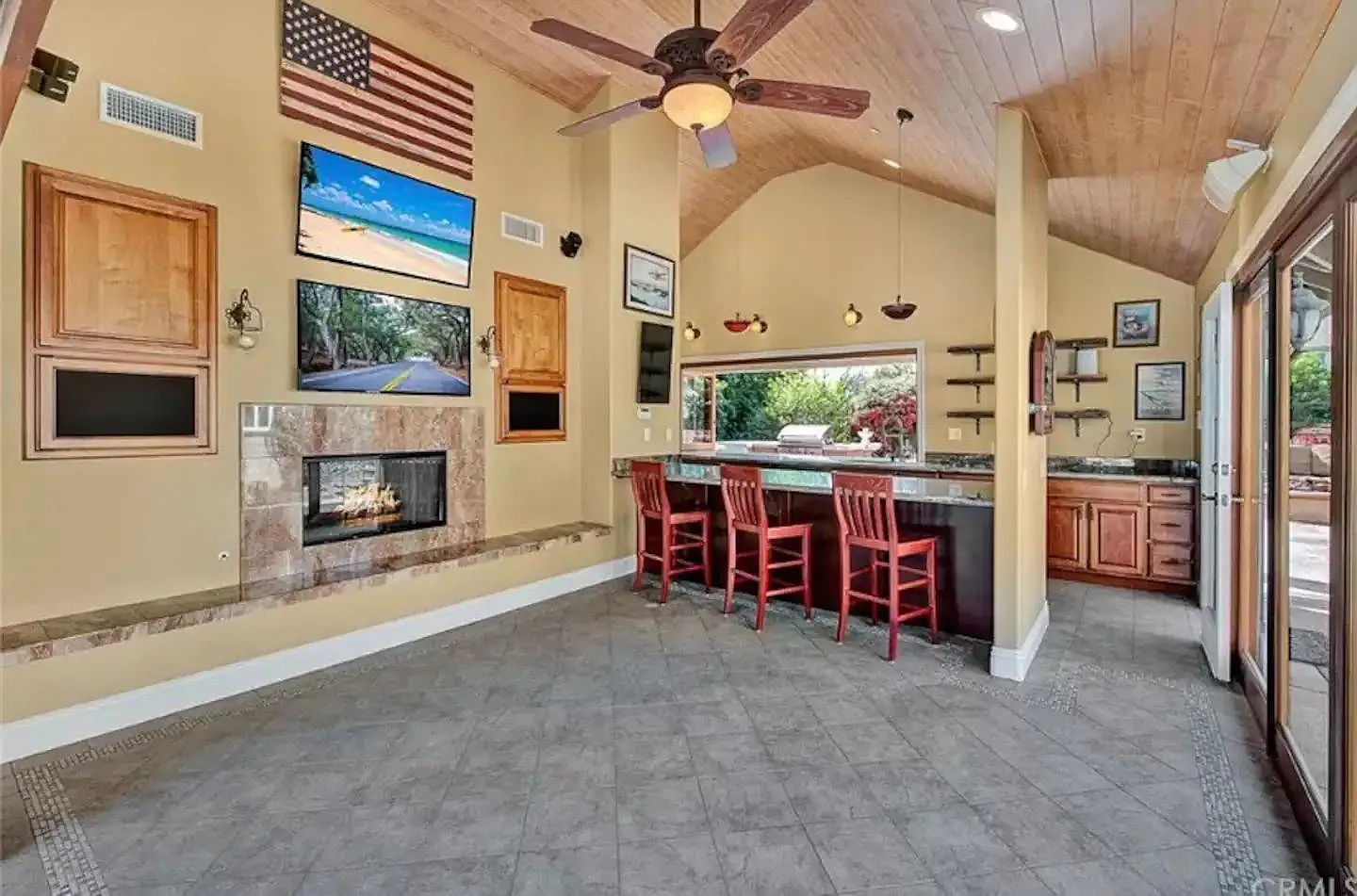 18482 Southern Hills Way — Photo 4