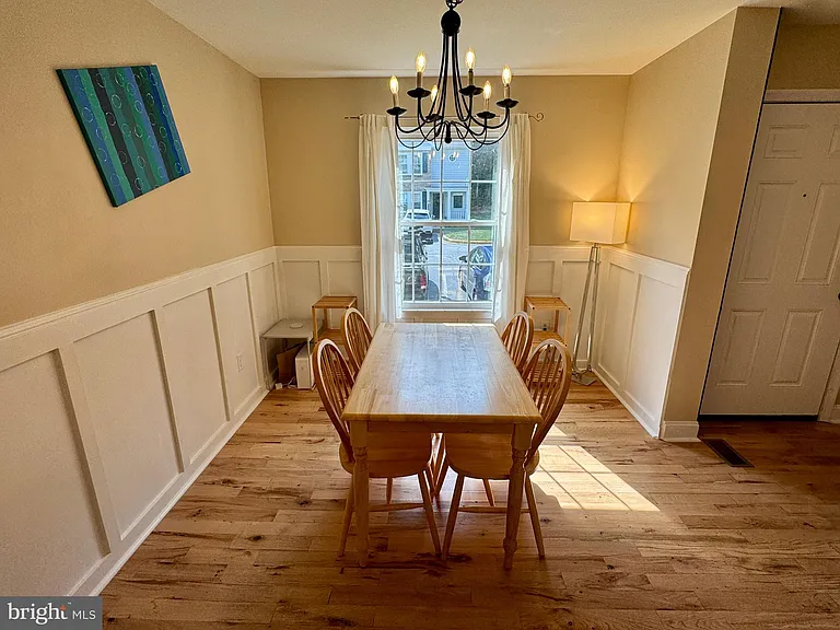 903 Wind Ridge Dr — Photo 5