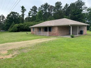 7031 Wolfe Rd, Columbus, MS 39705