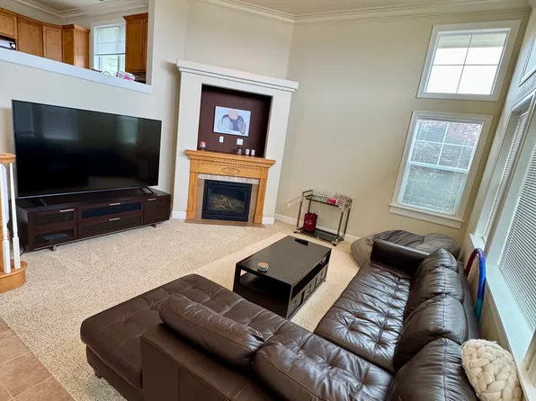 1617 Meadow Hills Dr, Richland, WA 99352