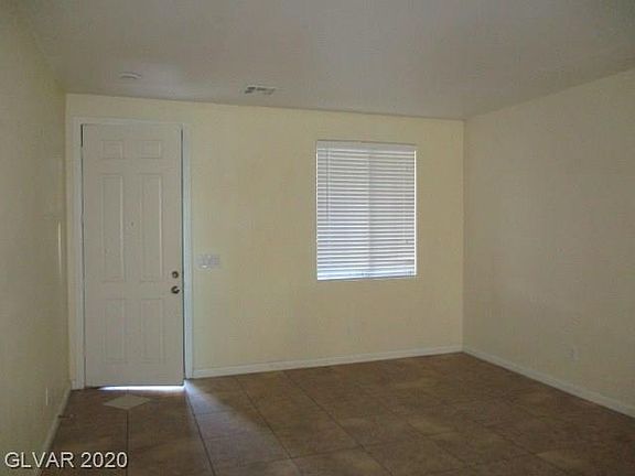 2nd image of 8331 Freshwater Pearl St