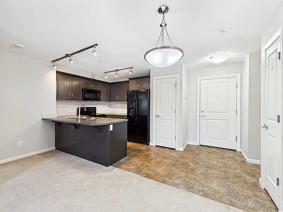 3rd image of 402 Kincora Glen Rd NW #3307